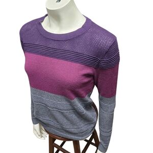 Size Small Color Block Sweater